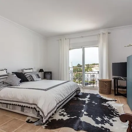 Sleeps 4 With Pool Air Con And Wifi Villa *