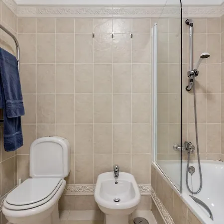Villa Sleeps 4 With Pool Air Con And Wifi *